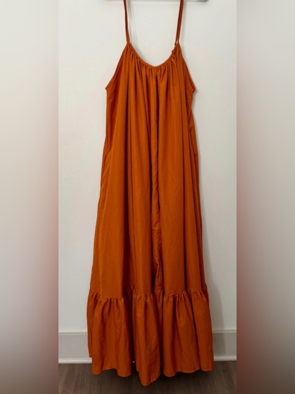 FANCY DREAM OS Ruffled Hem Dress